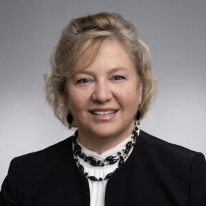 Ragan_Holly_92-scaled-e1761648443866-768x768